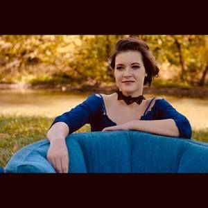 Meet your Posher, Ava